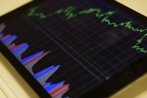 mg电子游戏攻略：用概率统计工具与VIP升级礼包重塑LOL赛事分析
