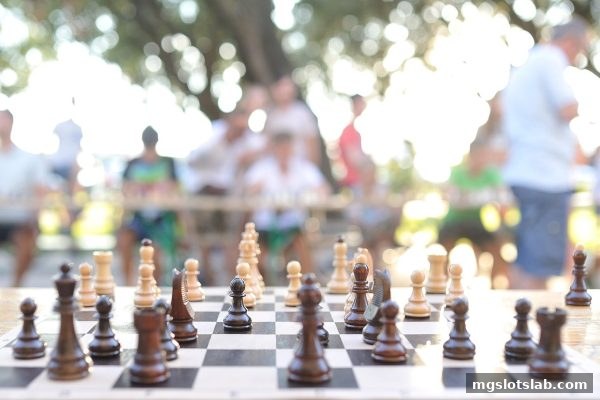 MG电子游戏攻略：棋牌开局手牌精析与概率实战指南